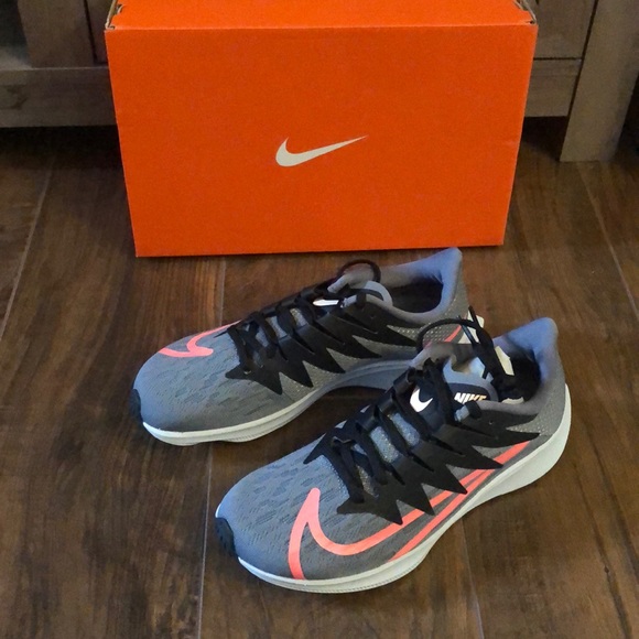 NIB Nike | Zoom Rival Fly - Picture 2 of 7
